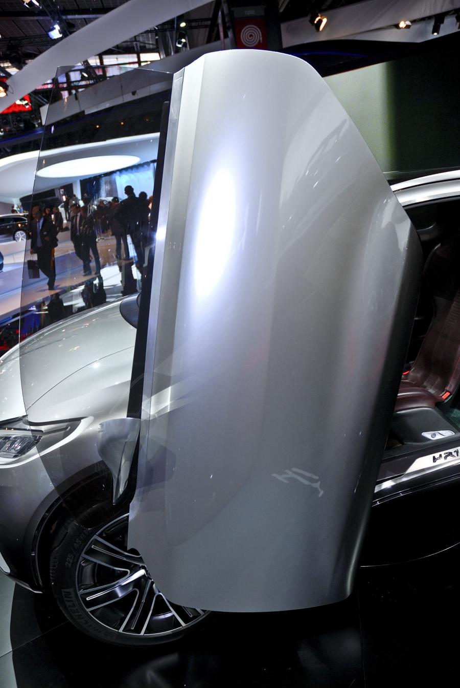  Peugeot HR1 Concept 2010 года  (фото 62 из 125)